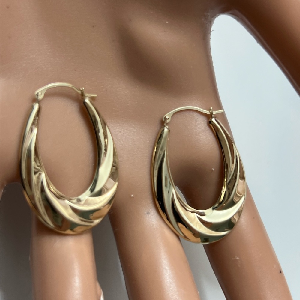 Vintage Ralph Lauren 10K Gold Hoop Earrings 1.35g